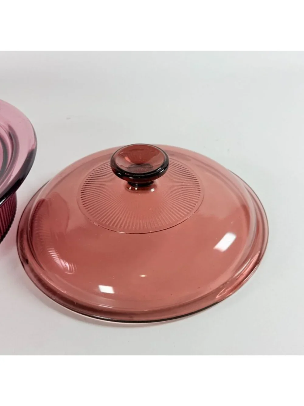 Vintage 1.5 Qt Corning Vision Ware Cranberry Ribbed Casserole Dish w Lid V-33-B